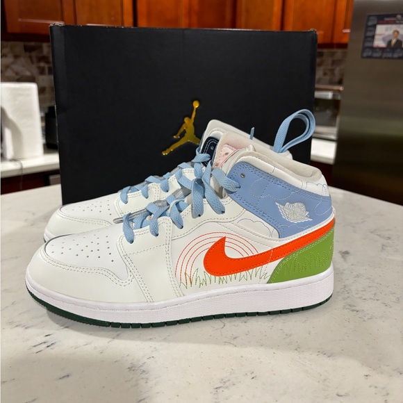Size 6.5Y Jordan 1 Mid SE GS Stitch Sail Orange Junior Kids Casual DX2462-100 - Picture 1 of 7